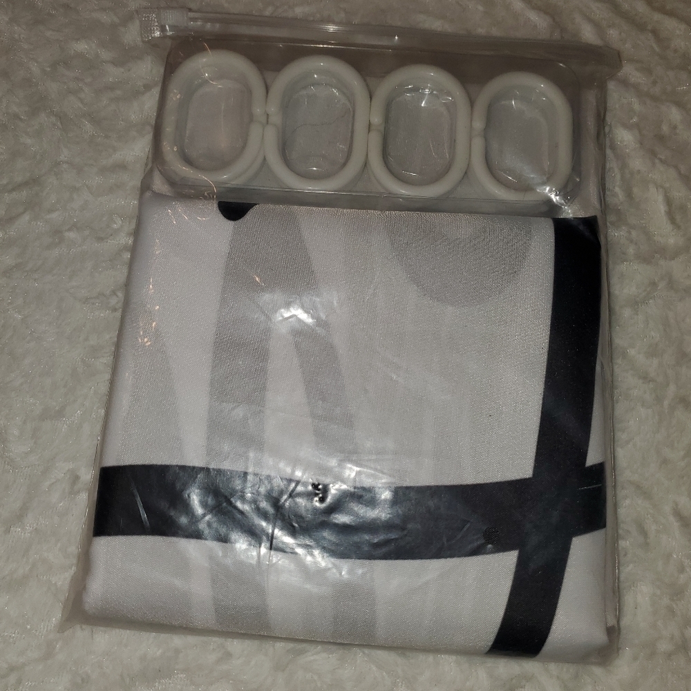 Get Naked shower curtain cactus with hooks NEW - Picture 2 of 3